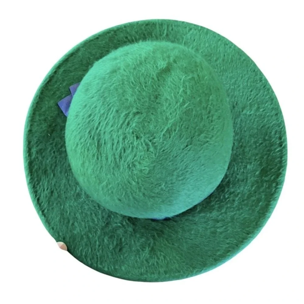 True Vintage MR. JOHN JR. Wide Brim Hat Green Faux Fur NAVY RIBBON BAND Cloche